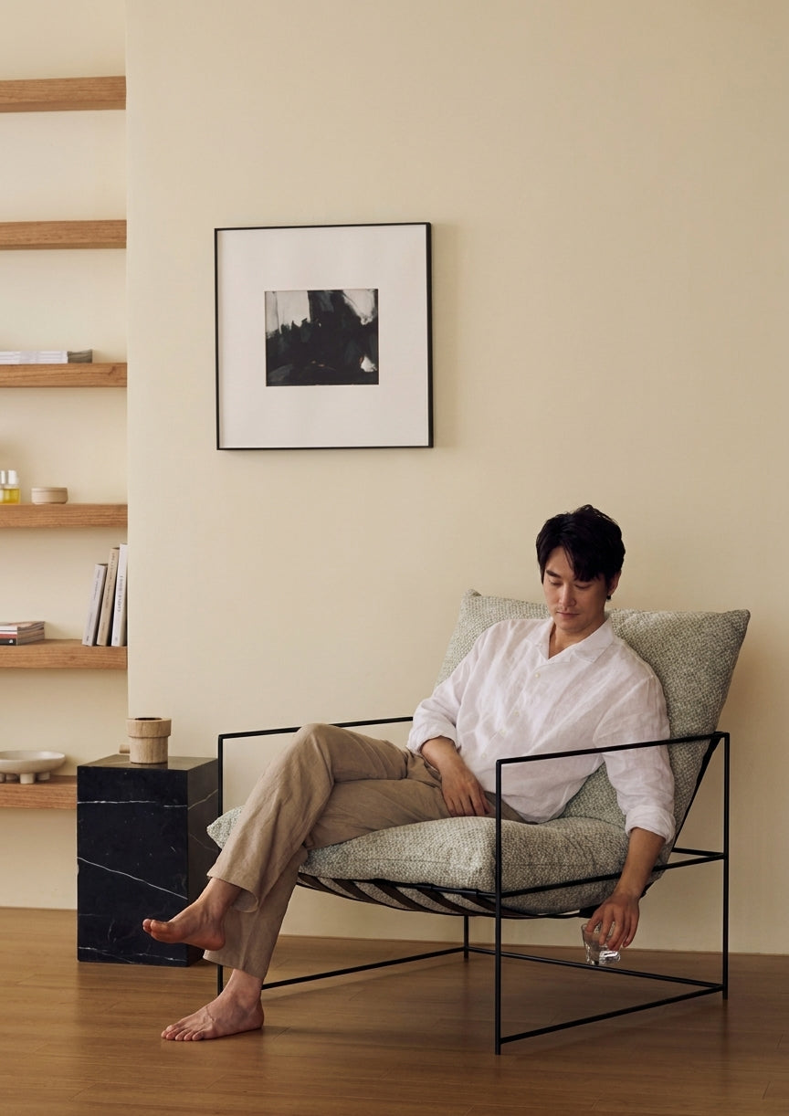Lifestyle image — DRIFT Pebble (Group 1) — 01